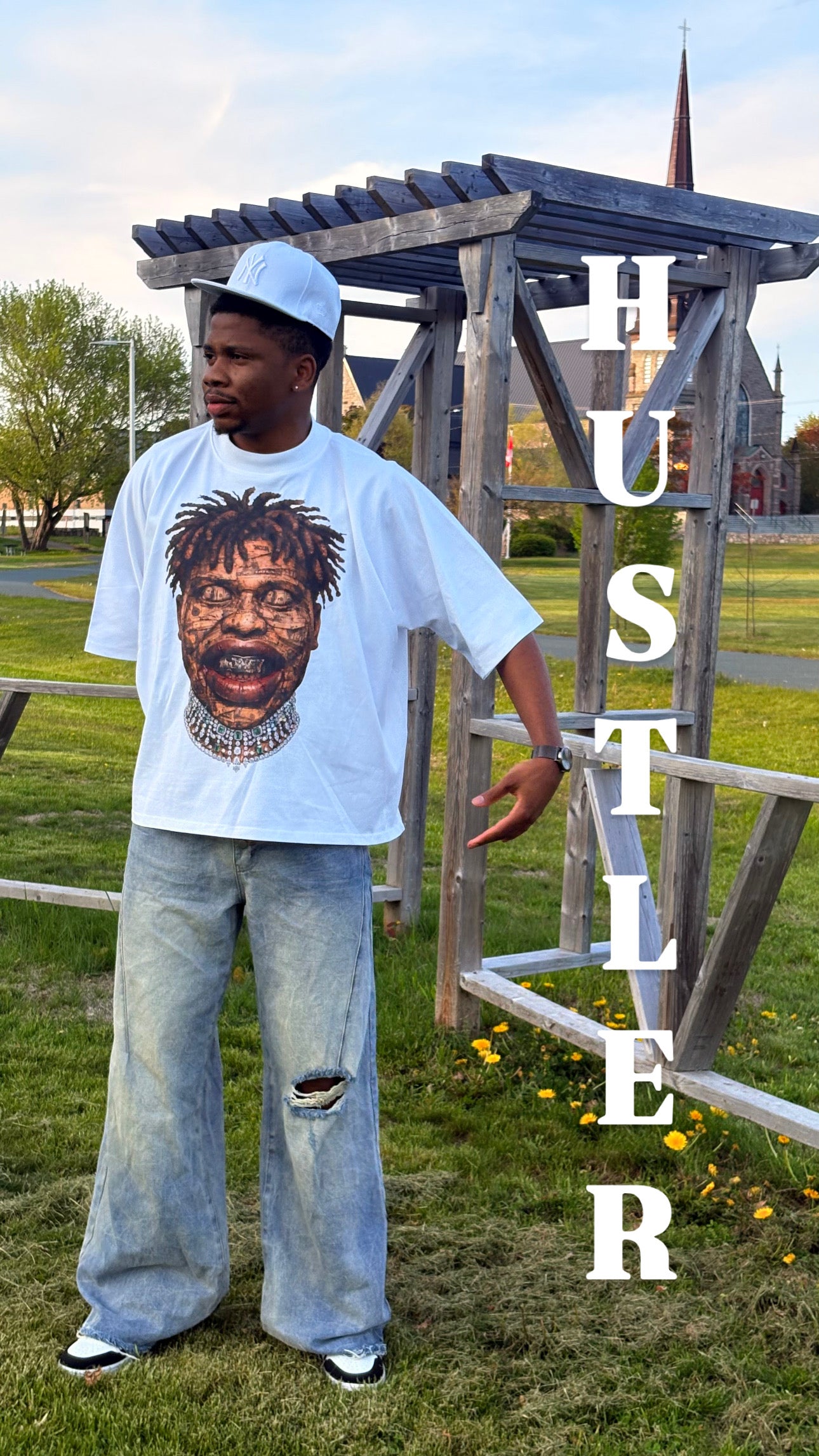 HUSTLER Oversized One-Piece Boxy T-Shirt